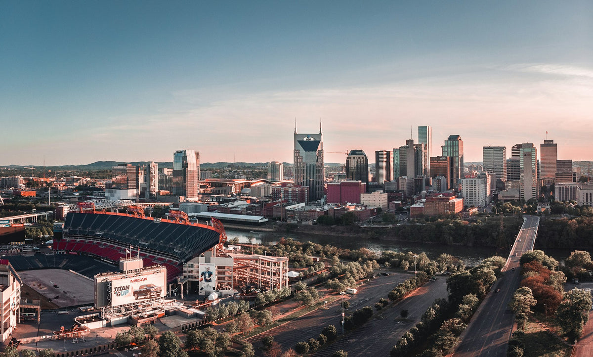 Nashville skyline at dusk
